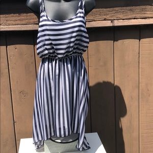 High-low backless stripped dress